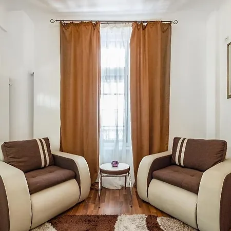 Apartment Intimate Place In The Old Town Of Bucharest