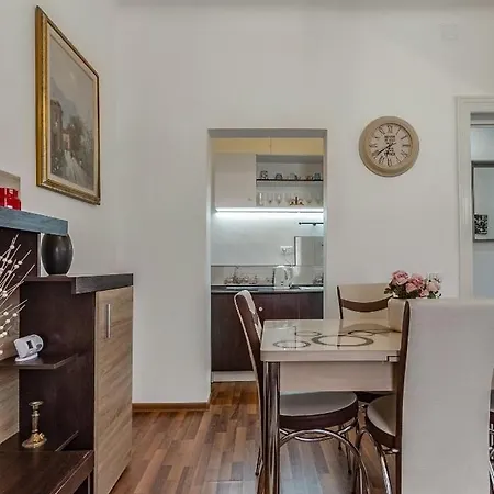 Intimate Place In The Old Town Of Apartment *