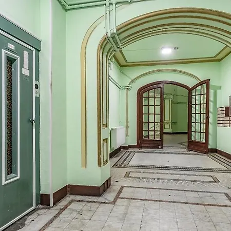 Intimate Place In The Old Town Of * Bucharest